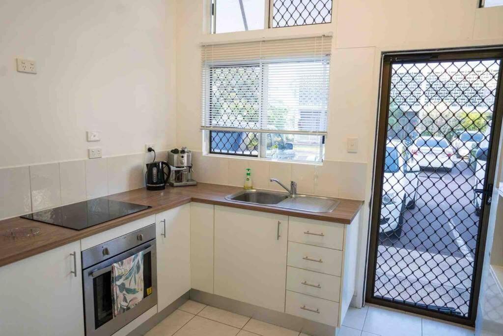 Lovely One Bed Room Apartment Right In The City Darwin Exterior foto